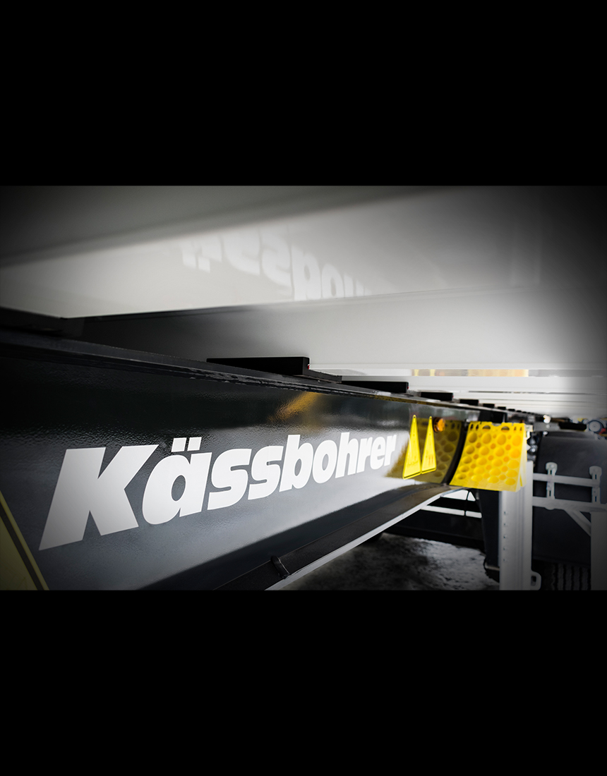 Kässbohrer Box Type Aluminium Tipper Detail Mobile 3